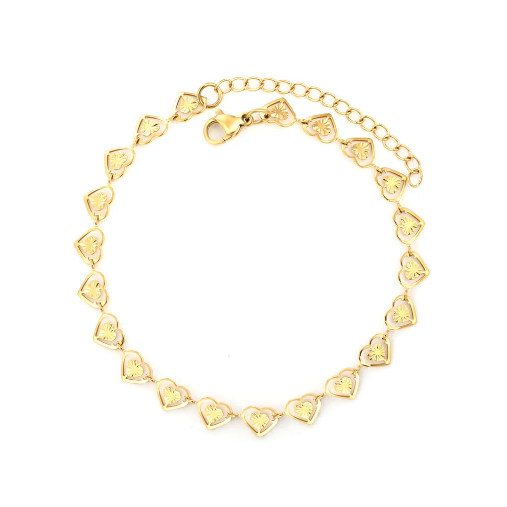 צמיד לבבות בקלאס בצבע זהב