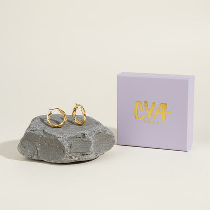 עגילי חישוק עבים עם טקסטורה