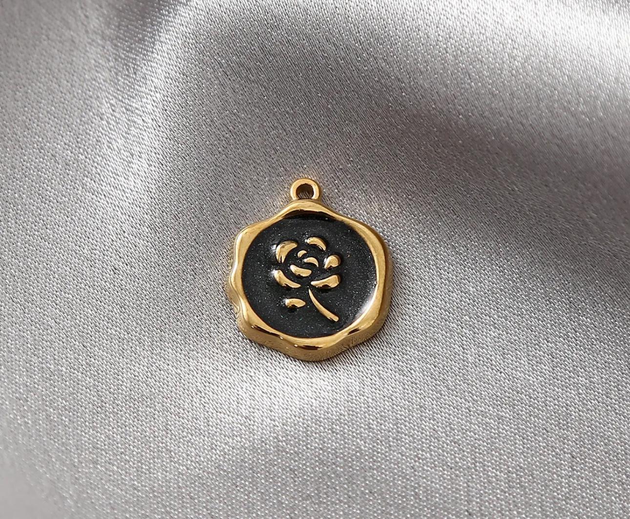 צ׳ארם מטבע ורד שחור זהב