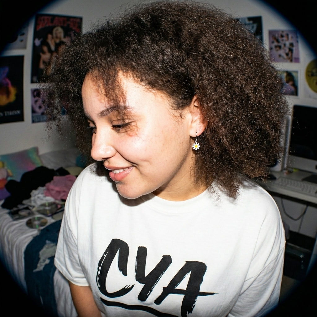 עגילי חישוק צ׳ארמ חרצית