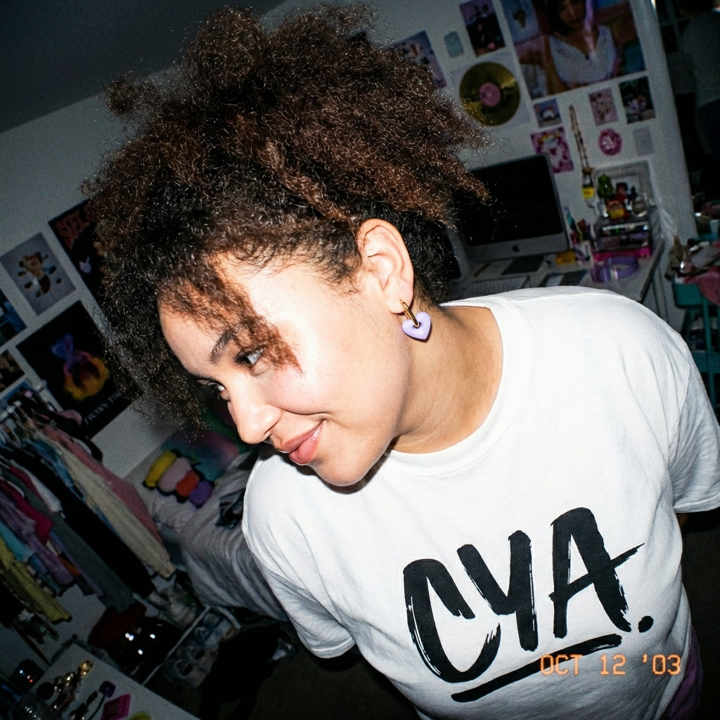 עגילי חישוק אובלי צ׳ארמ לב היפי סגול