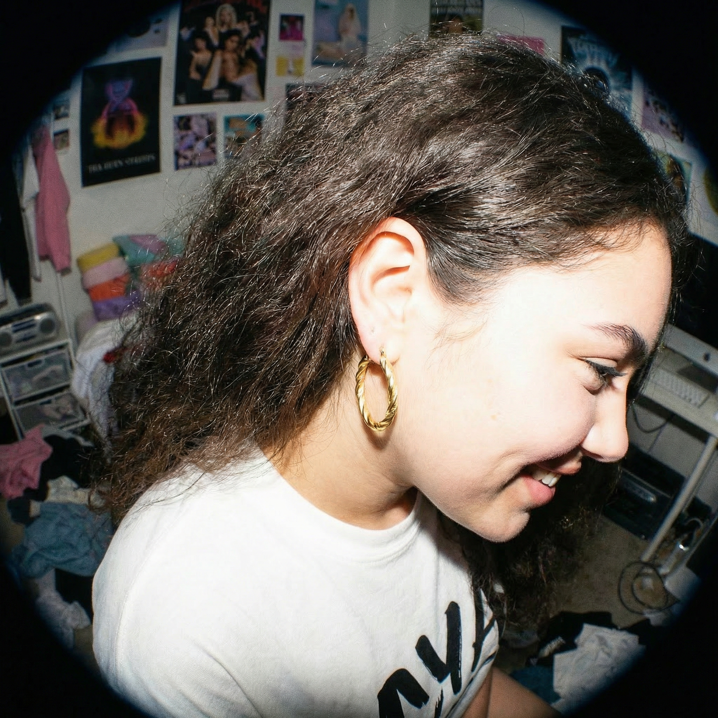 עגילי חישוק מסולסלים