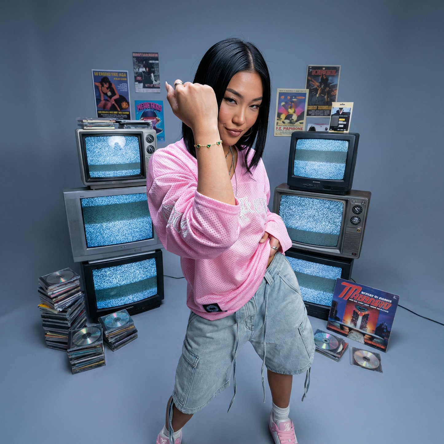 צמיד זהב עם לבבות ירוקים